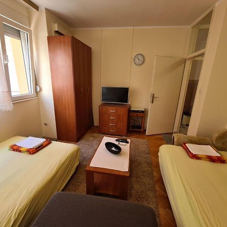 City Centar Apartment Tivat Eksteriør billede