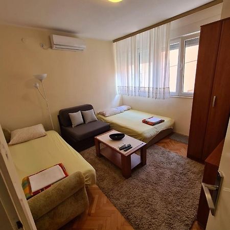 City Centar Apartment Tivat Eksteriør billede