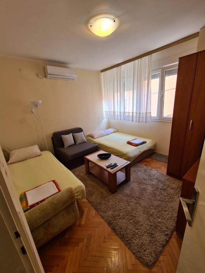 City Centar Apartment Tivat Eksteriør billede