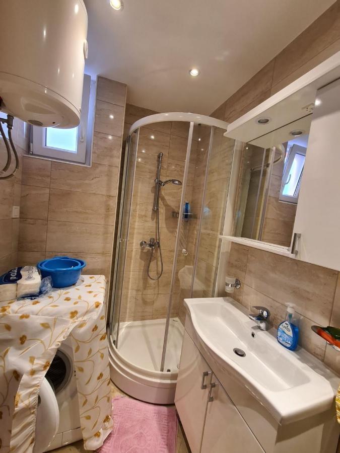 City Centar Apartment Tivat Eksteriør billede